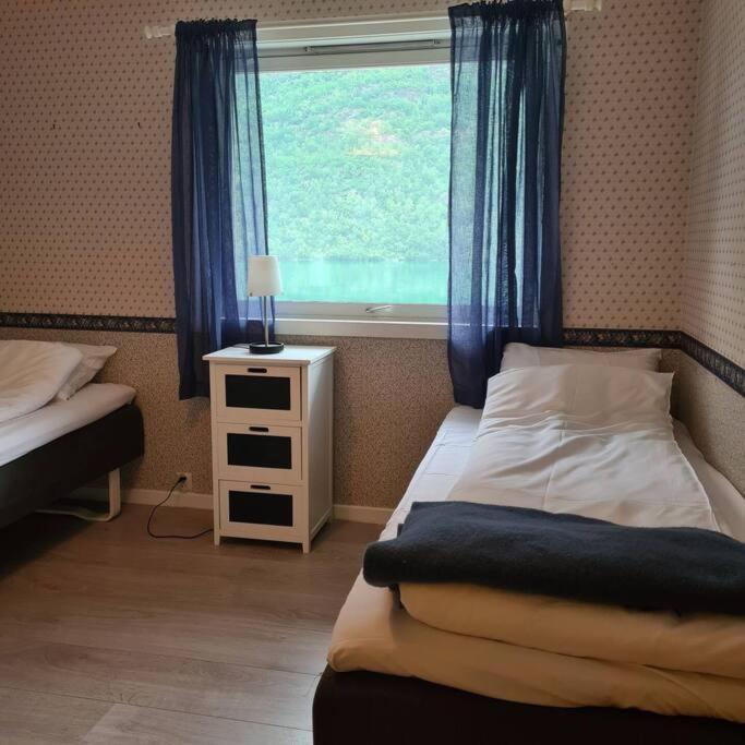 Lake View Apartment, Oldedalen Stryn Bagian luar foto