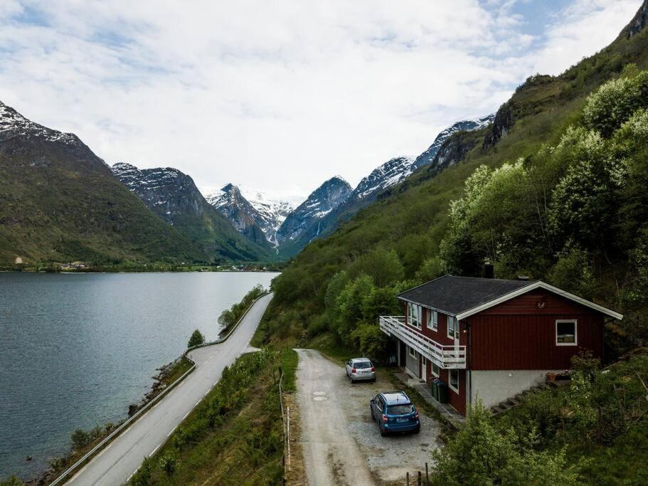 Lake View Apartment, Oldedalen Stryn Bagian luar foto